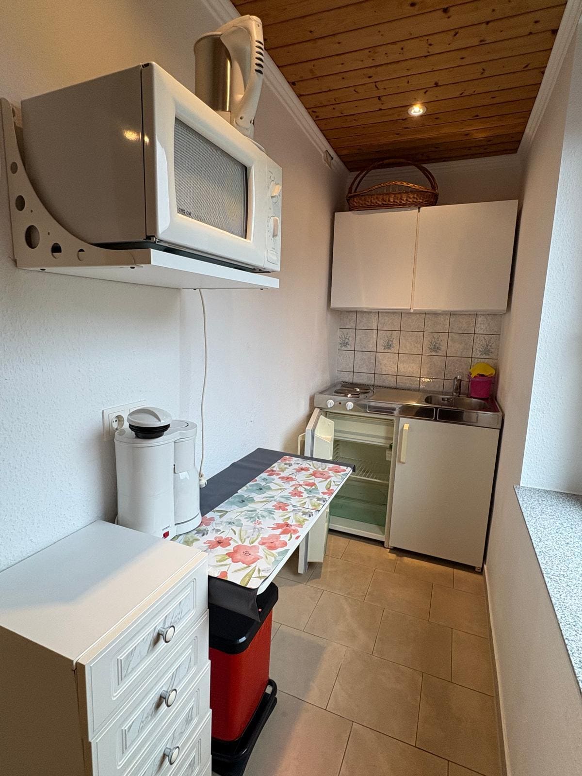 Ferienwohnung Waldruhe — Küche